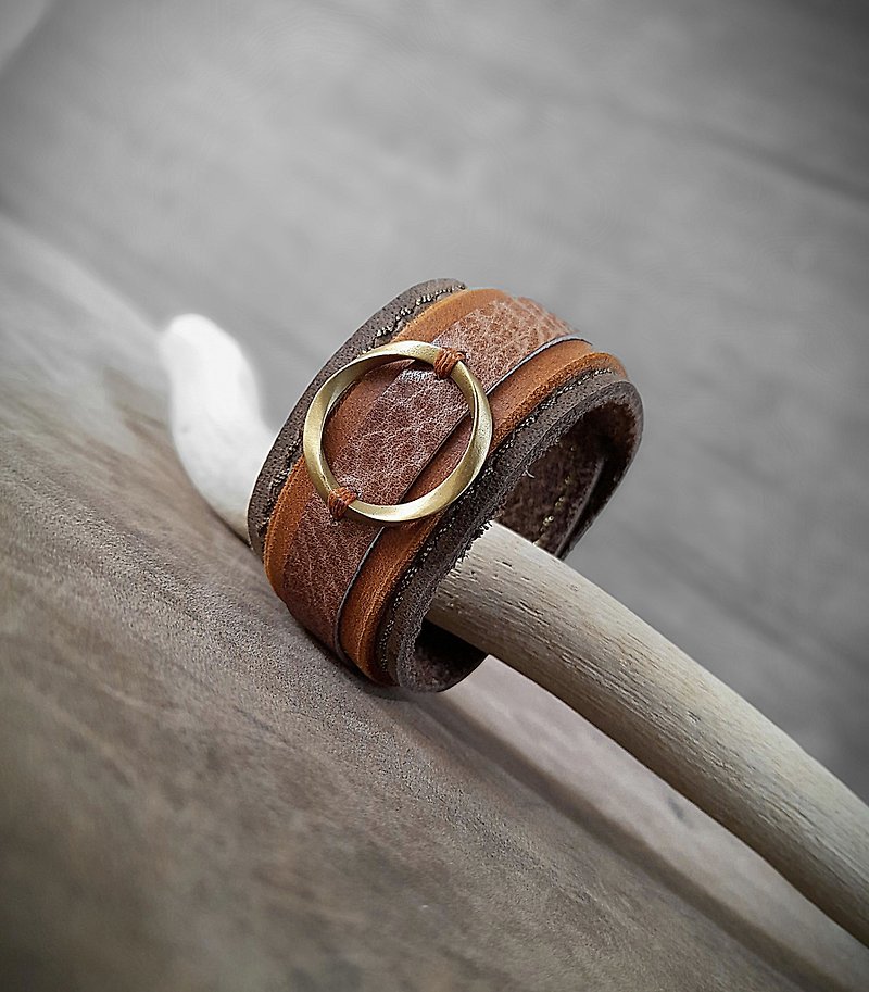Timeless Mobius Band Bracelet - Bracelets - Genuine Leather Brown