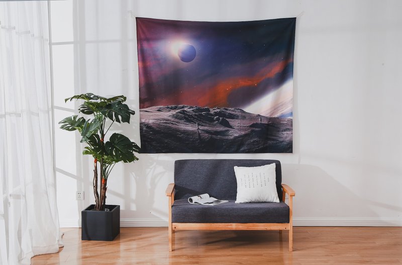 lonely planet wall hanging孤單星球牆壁掛布客廳裝飾布幔掛毯 - 海報/掛畫/掛布 - 其他人造纖維 
