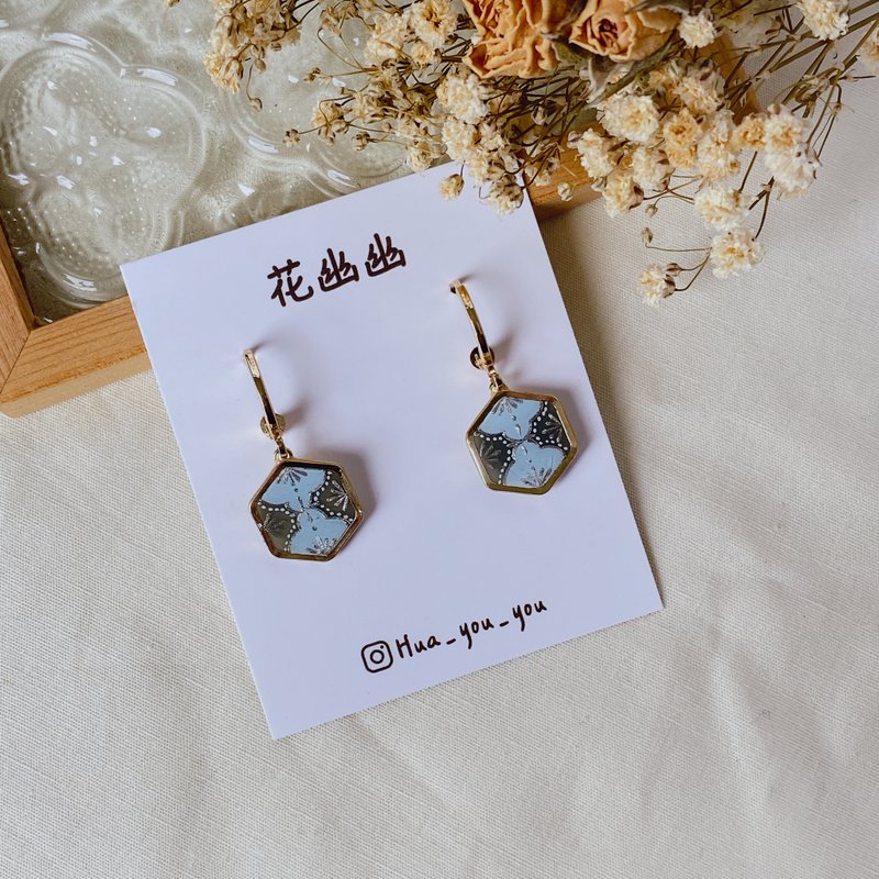 Hand-painted tile earrings Shen Jing s925 Tremella needle Clip-On - Earrings & Clip-ons - Resin Blue