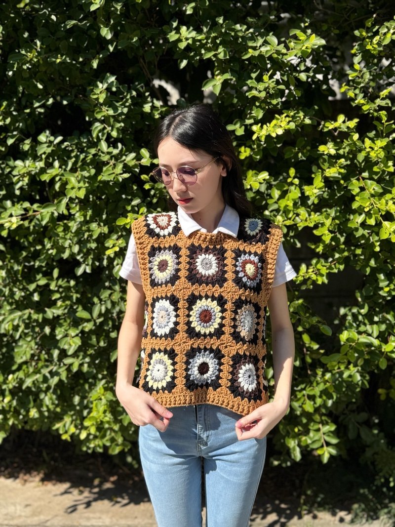 Women's Granny Squares Oversized Sleeveless Crochet Vest Bohemian Style - Women's Vests - Cotton & Hemp Brown