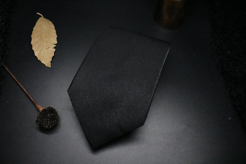 經典黑銀絲領帶/真絲型男雅痞necktie - 領帶/領帶夾 - 絲．絹 黑色