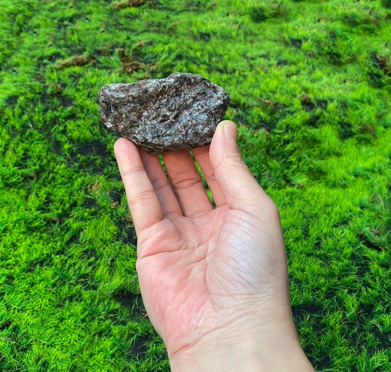 天然原礦火焰石 增智慧 排除負能量 平緩心中雜念 快速出貨 - 擺飾/家飾品 - 石頭 多色