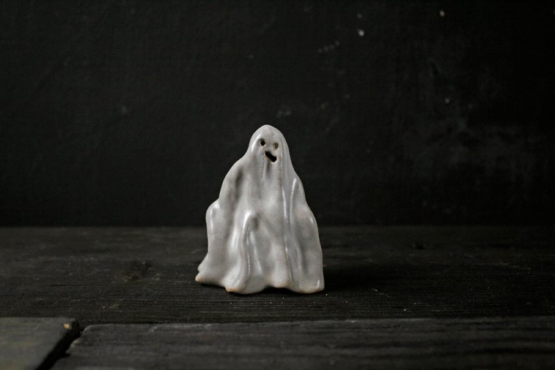 Ghost (height 8.3cm ceramic decorative incense holder) - ตุ๊กตา - ดินเผา ขาว