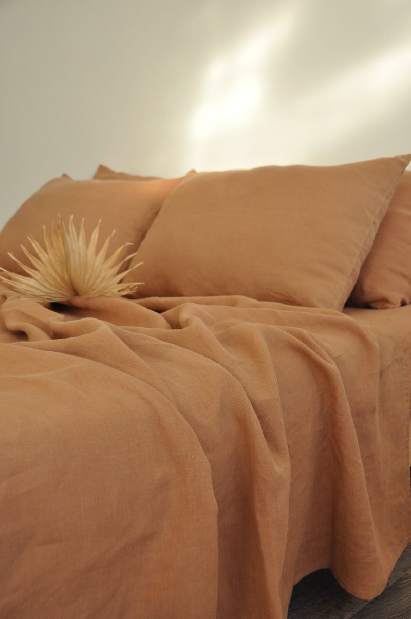 Clay linen flat sheet / Linen bedsheet / Softened stonewashed linen sheet - เครื่องนอน - ลินิน สีนำ้ตาล