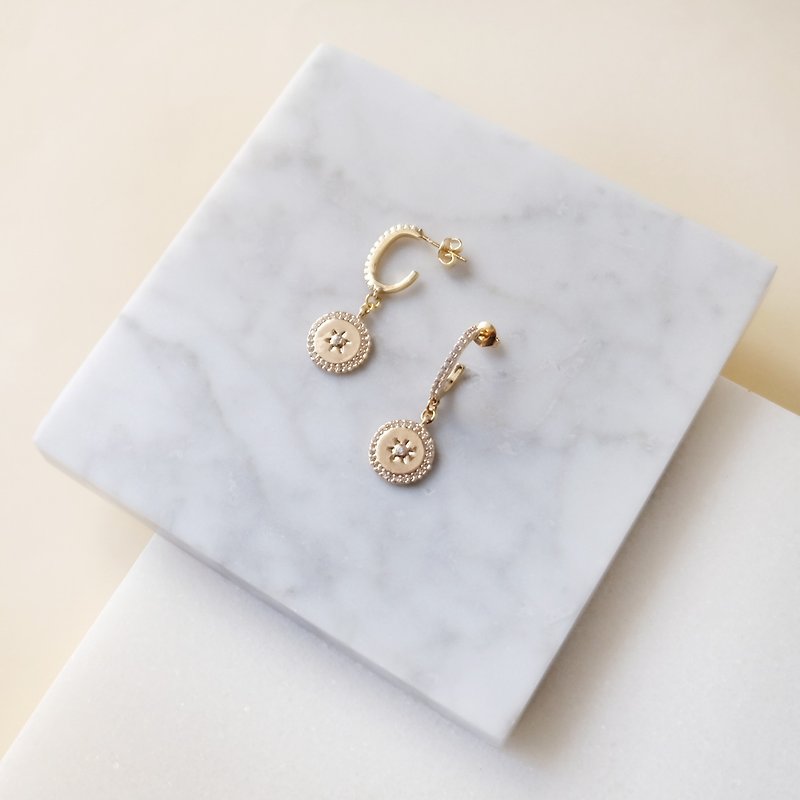 ALYSSA & JAMES Simple Wild Round Star Zircon Earrings - Earrings & Clip-ons - Semi-Precious Stones Gold