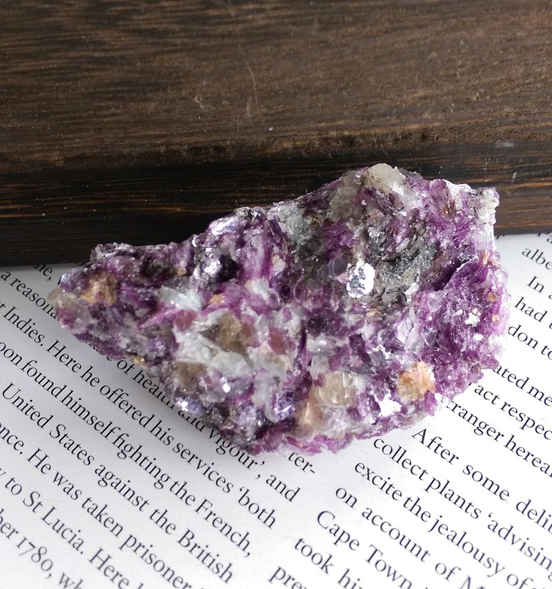 Lepidolite 坦桑尼亞產地 紫鋰雲母 鋰雲母 鱗雲母 天然礦石 原礦 - Items for Display - Other Materials 