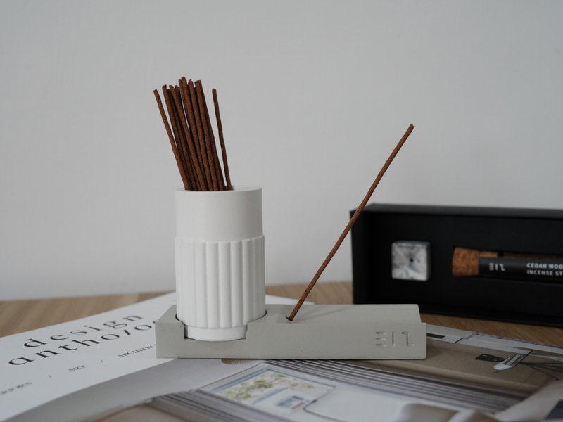 TINT STUDIO diffuser stand - pure white - น้ำหอม - ปูน 