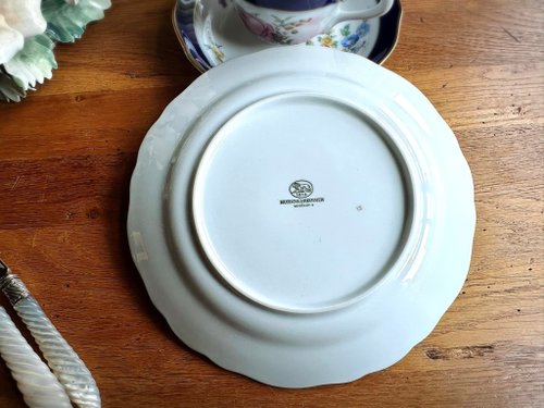 フッチェンロイター　ビンテージ未使用品の花柄スタンド！シェードが可愛いです！ ドイツのライオンブランド、フッチェンロイターのカラフルな花柄の