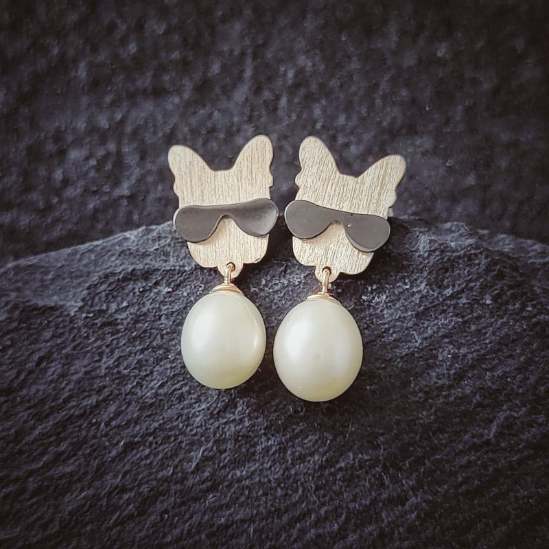 Skateboarding MR BU Sterling Silver Freshwater Pearl Earrings (Frosted Finish) - ต่างหู - เงิน สีแดง