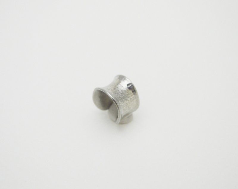 Tin Works - Forging‧Tin Ear Cuff I - ต่างหู - โลหะ สีเงิน
