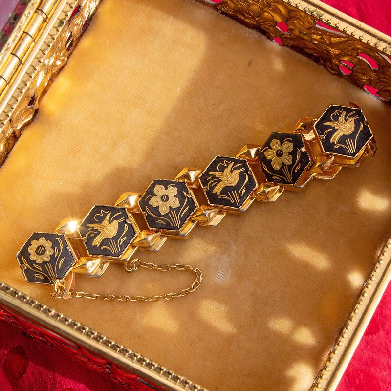 Spanish antique Damascus 24K metal inlaid craft bird and pattern decorated hexagonal bracelet - Bracelets - 24K Gold Gold