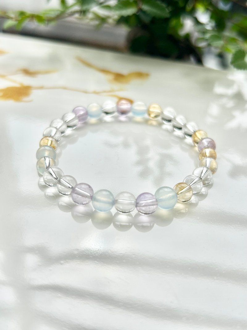 Citrine, Amethyst, Aquamarine, and White Crystal enhance self-confidence and calm emotions, interpersonal communication - Bracelets - Crystal Multicolor