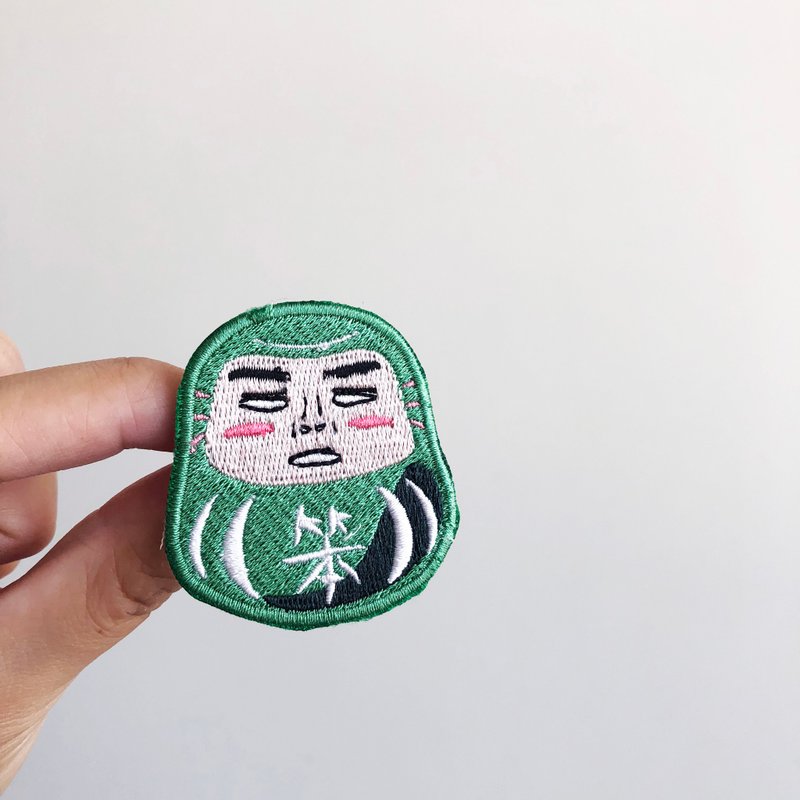 綠色反白眼 達摩刺繡胸針或繡片一個 - 胸針 - 繡線 多色
