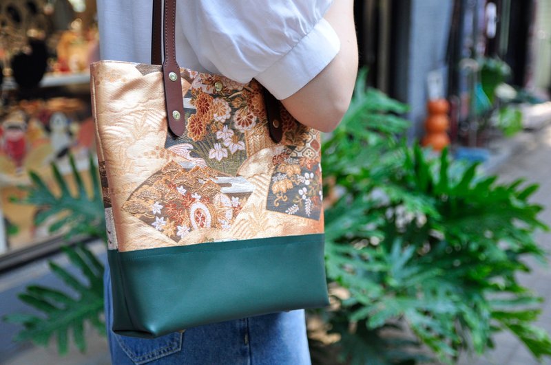 Japanese Nishijin woven fabric commuter bag - กระเป๋าถือ - วัสดุอื่นๆ 