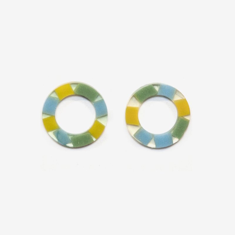 Modern Translucent Circle Earrings - Green, Post Earrings, Clip on Earrings - ต่างหู - พลาสติก สีเขียว