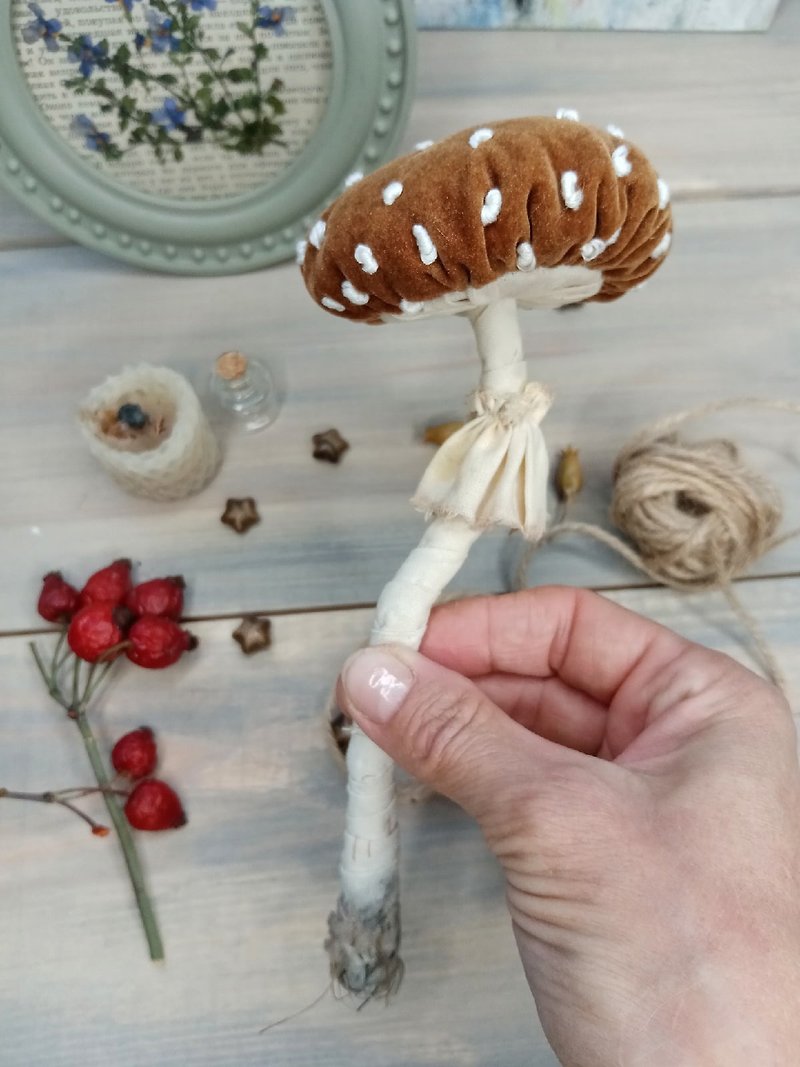 Fly agaric mushroom from textiles - 玩偶/公仔 - 其他材質 