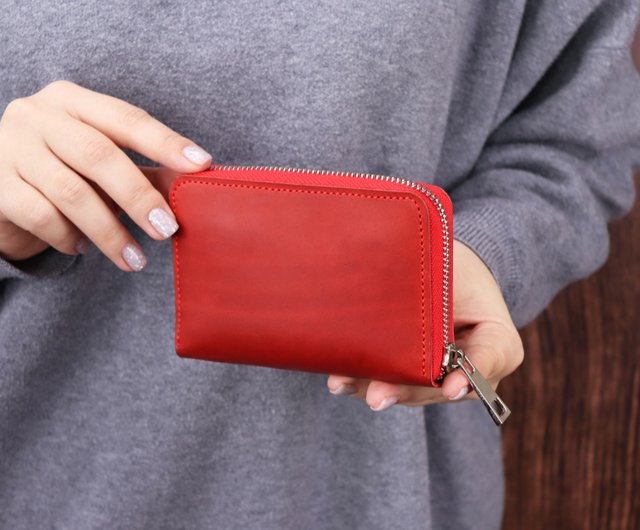 Small Coin Purse in Genuine Leather With 3 Pockets Zipper and 