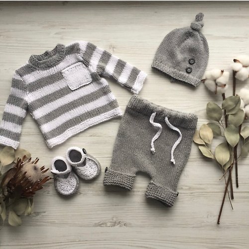 V.I.Angel Hand knit white and grey clothing set for boy. Sweater, trousers, hat, booties.