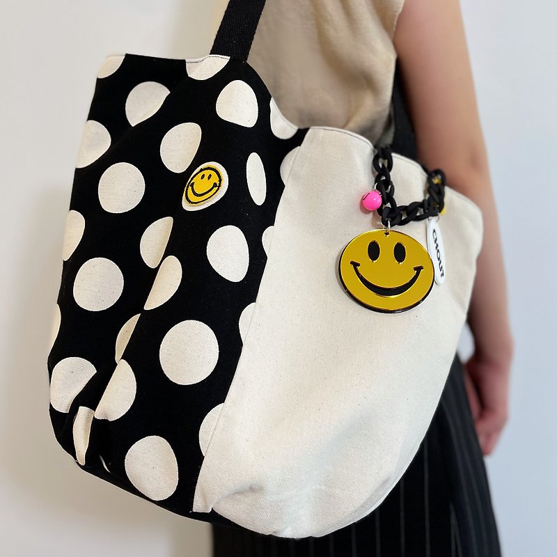 Dot Contrast Smile Tote with Charm