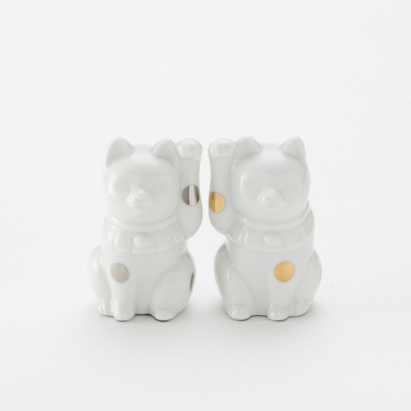 Fortune Cat / Set of 2 - Items for Display - Porcelain 