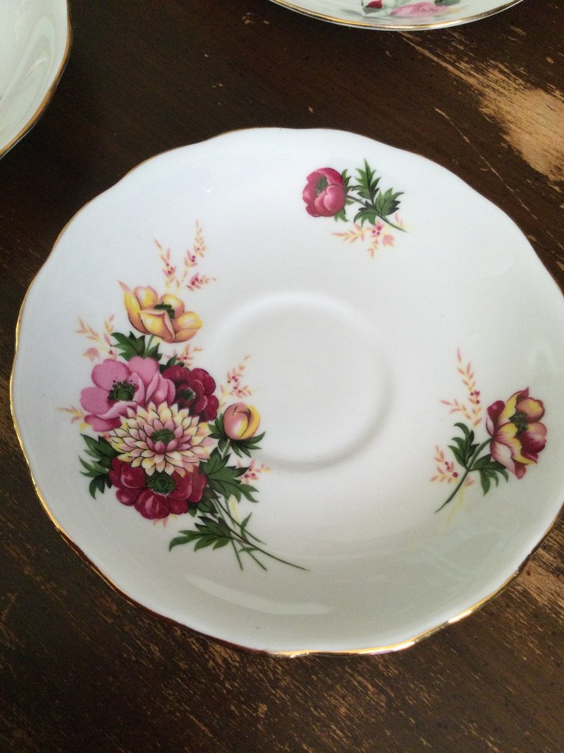 Queen Anne Flora Saucer-07 - Plates & Trays - Porcelain 