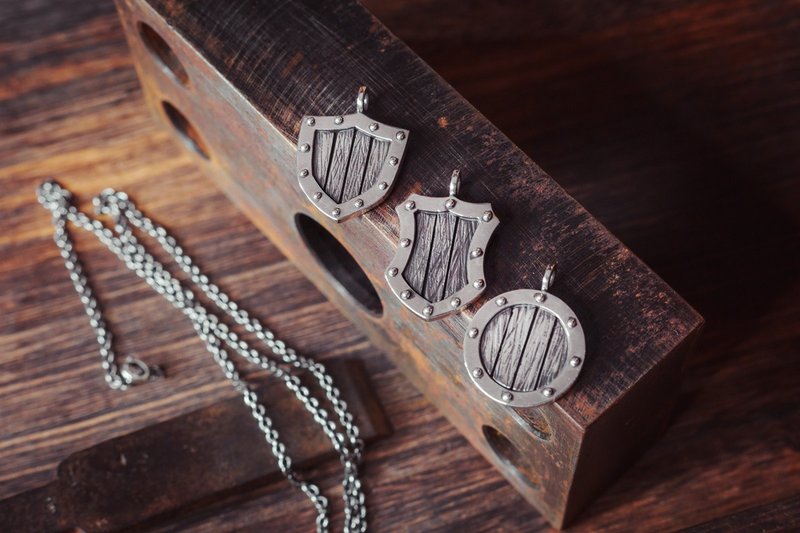 [Retro] Wood Grain Shield Series Pendant Classic - สร้อยคอ - เงินแท้ สีเงิน