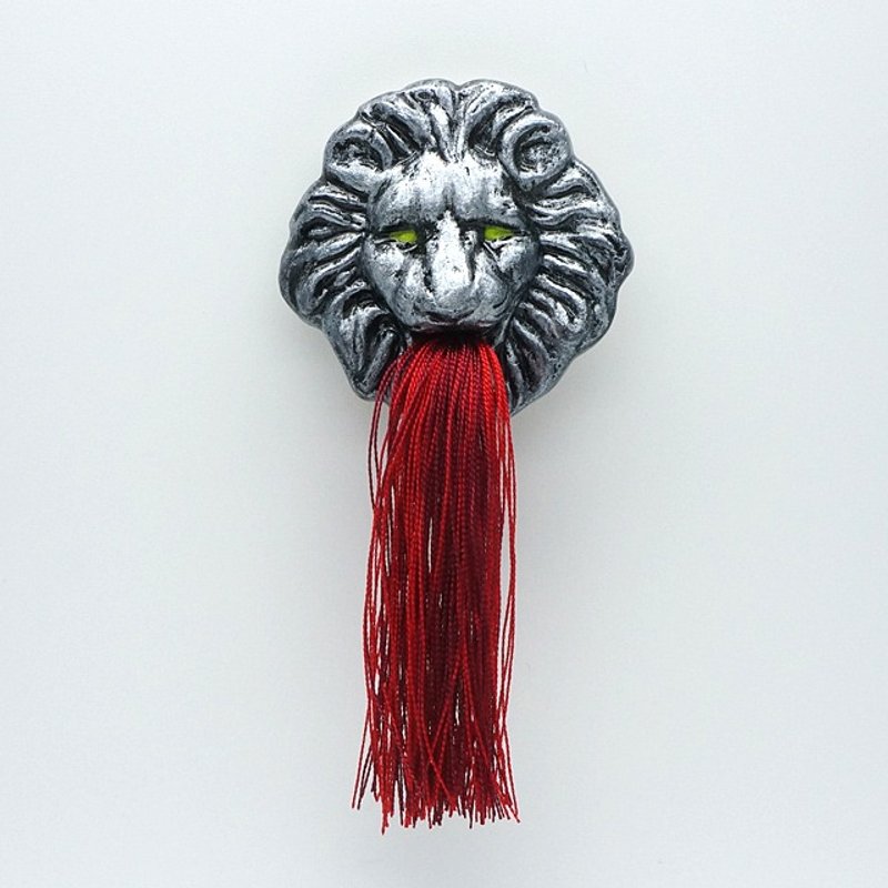 噴水獅胸針 別針 紅 - 胸針 - 黏土 紅色