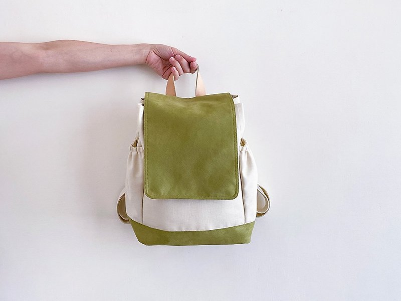Handmade Matcha Aurea Cotton Backpack with Cowhide Leather - กระเป๋าเป้สะพายหลัง - ผ้าฝ้าย/ผ้าลินิน สีเขียว