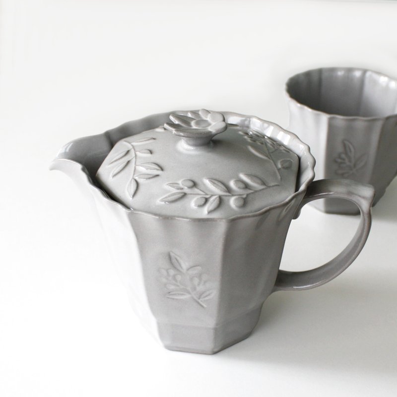 瀬戸焼　オリーヴ　ポット　白グレー　急須|お茶 - 茶壺/茶杯/茶具 - 陶 白色
