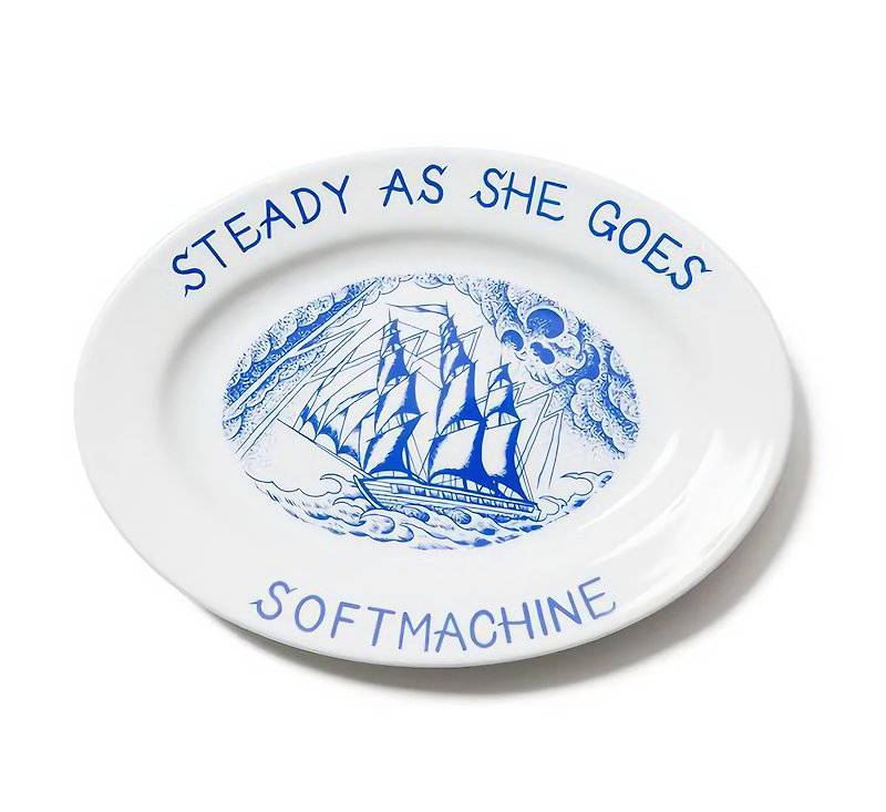 ソフトマシーンオーバーシープレート模造青磁帆船タトゥー青磁プレート - 皿・プレート - 陶器 多色