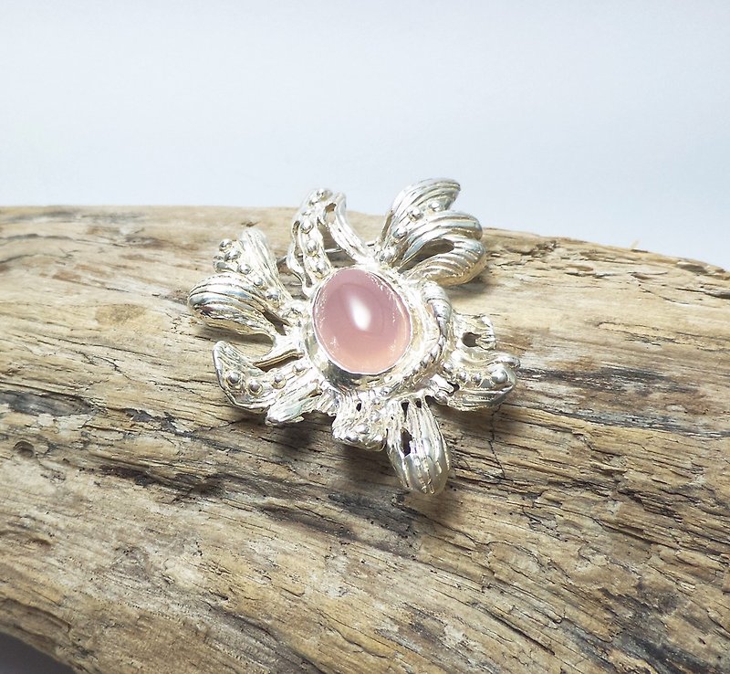 Residual flower. 925 sterling silver brooch - Brooches - Other Metals Pink