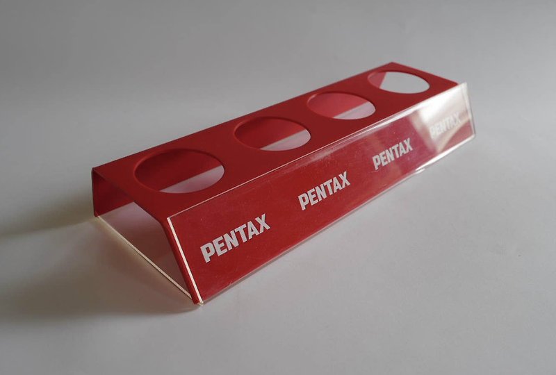 日本 PENTAX 鏡頭展示座 - 紅 - 菲林/即影即有相機 - 塑膠 