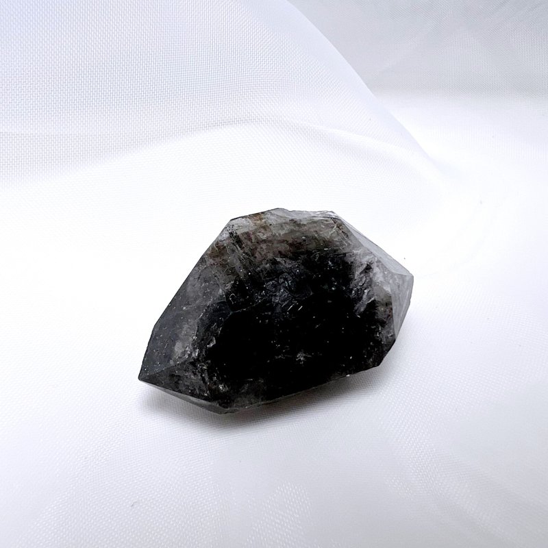 Baoxin. One picture, one object, purifying raw mineral energy for healing l Black Shining Diamond l - Items for Display - Crystal Black