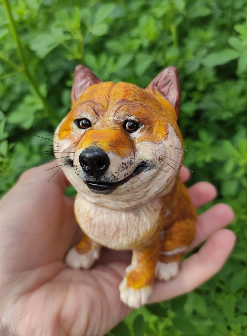 hachiko figurine