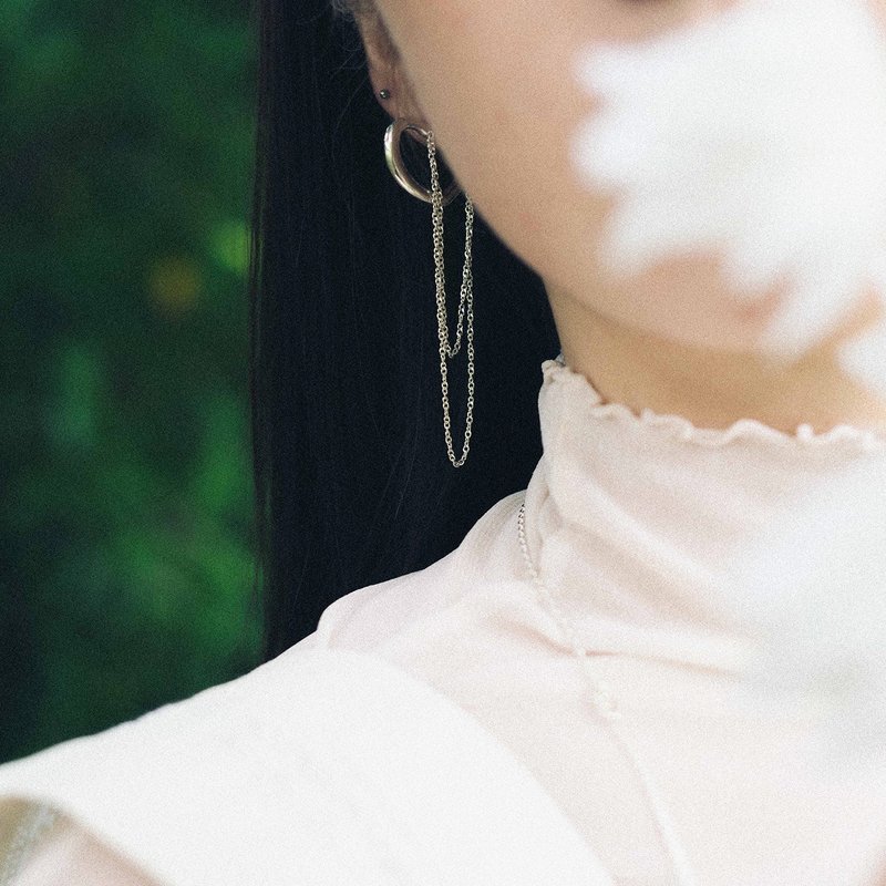 Sterling silver asymmetric heart tassel earrings/gold/ Silver/changeable Clip-On/gift custom - ต่างหู - เงินแท้ สีเงิน