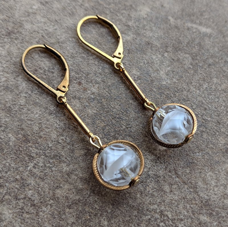 Frosty White Glass Brass Earrings - ต่างหู - แก้ว 