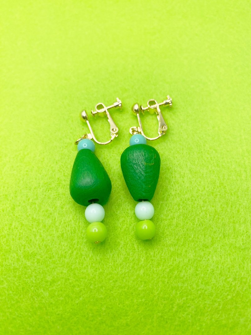 【美珠可客製化】ENFP的心情 串珠 夾式耳環 - 耳環/耳夾 - 木頭 綠色