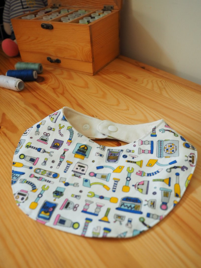 Handmade sewing baby kid cotton bib robot pattern - ผ้ากันเปื้อน - ผ้าฝ้าย/ผ้าลินิน สีน้ำเงิน
