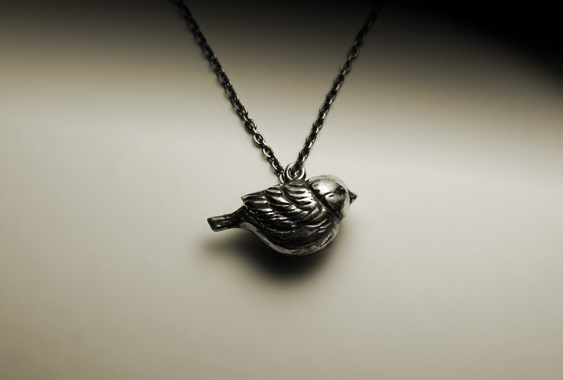 Three-dimensional sparrow necklace - สร้อยคอ - โลหะ สีเงิน