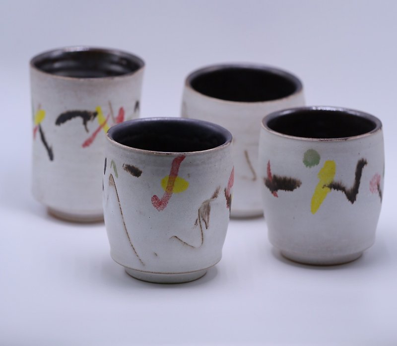 Full and comfortable - three color cups (coffee cup) - Mugs - Pottery White