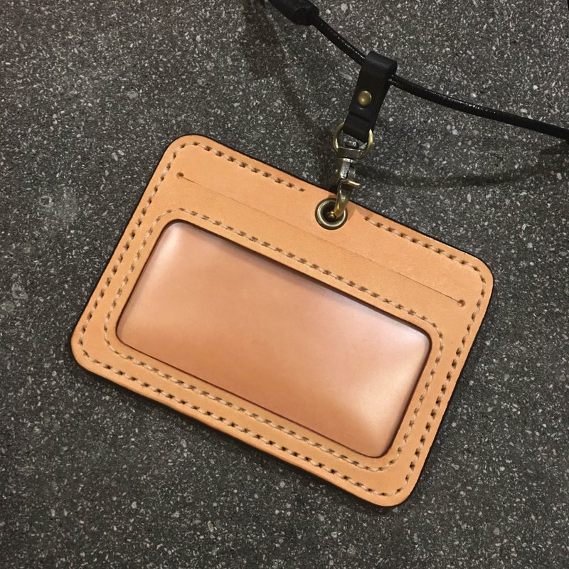 Fog film dual card ID holder (horizontal) + retractable neck strap (black) MRT card holder student ID credit card - ที่ใส่บัตรคล้องคอ - หนังแท้ หลากหลายสี