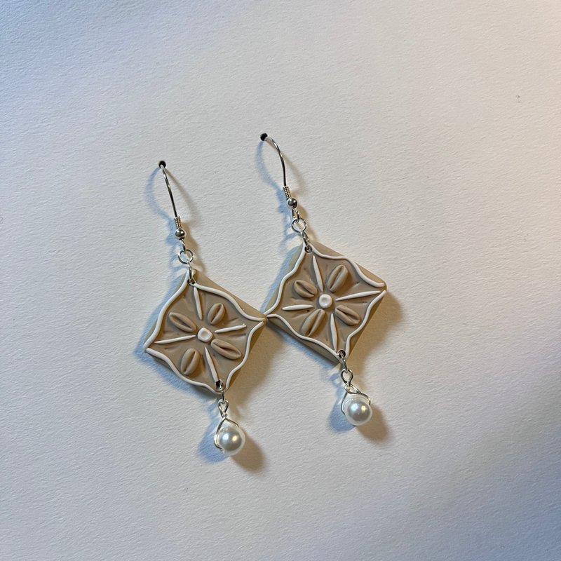 CM handmade soft clay earrings 925 sterling silver earrings - ต่างหู - ดินเผา สีกากี