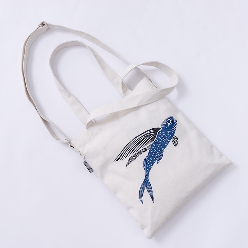 [Sea Animal Series] Flying Fish Back Bag - กระเป๋าแมสเซนเจอร์ - ผ้าฝ้าย/ผ้าลินิน ขาว
