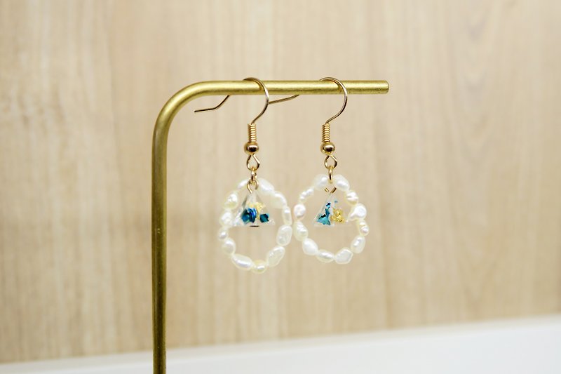 OUD Original-14Kgf-Natural White Crystal-Aquamarine Shells Drop Earring/Clip-on - Earrings & Clip-ons - Pearl White