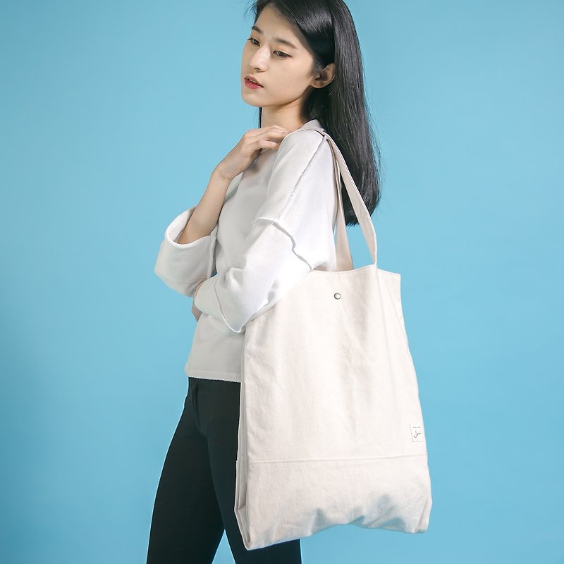 Sailor sailor multi-layer side backpack _6SB903_白 - Messenger Bags & Sling Bags - Other Materials White