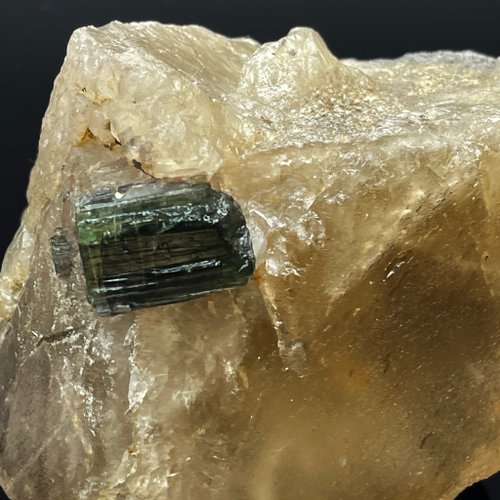 OLINA DESIGN歐林娜設計 稀有老礦茶水晶共生綠碧璽 超美溶蝕印記 原礦石茶晶 91*115*77MM