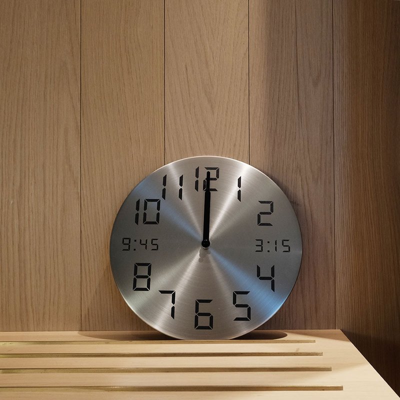 【CarryPlus】Industrial style futuristic technology sense 15:45 metal wall clock - Clocks - Other Metals Silver