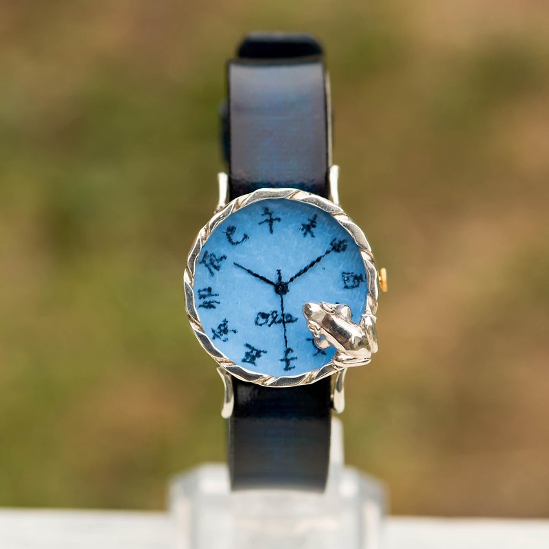 池をのぞく蛙腕時計MパステルブルーSiver - 腕時計 - 金属 ブルー
