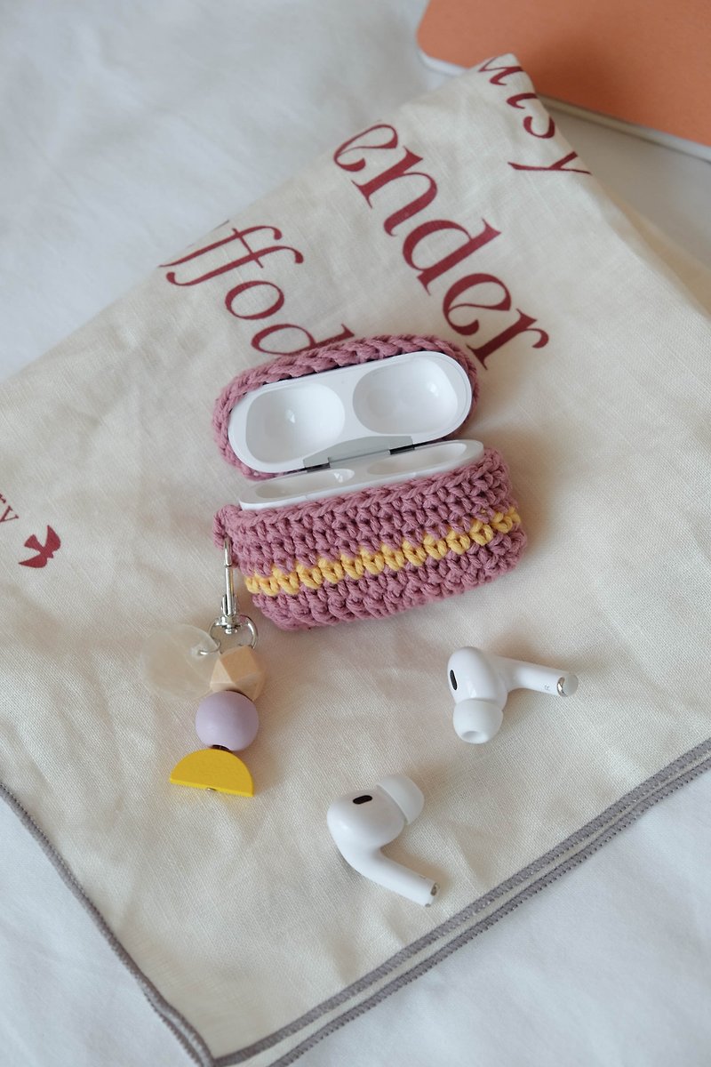 Knitted airpods case (Pro) - Other - Other Materials 