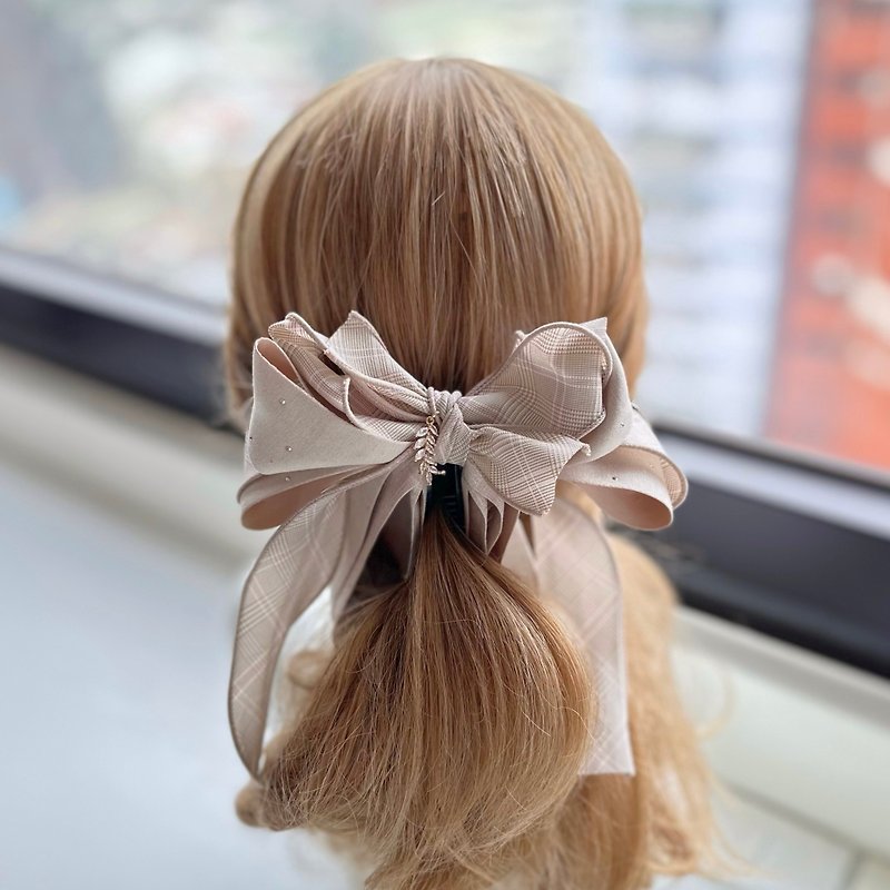 Last in stock - three-dimensional plaid hot diamond bow intersecting clip banana clip fairy clip hair clip - light apricot color - Hair Accessories - Other Materials Khaki